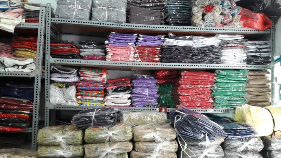 Chuyển phát nhanh quần áo, vải vóc từ Đà Nẵng đến Sài Gòn giá rẻ